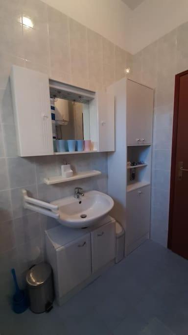 Quiet & Lovely Apartment-Icici Luaran gambar